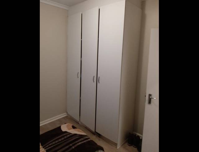 1 BEDROOM PROPERTY TO RENT IN GOODWOOD CENTRAL